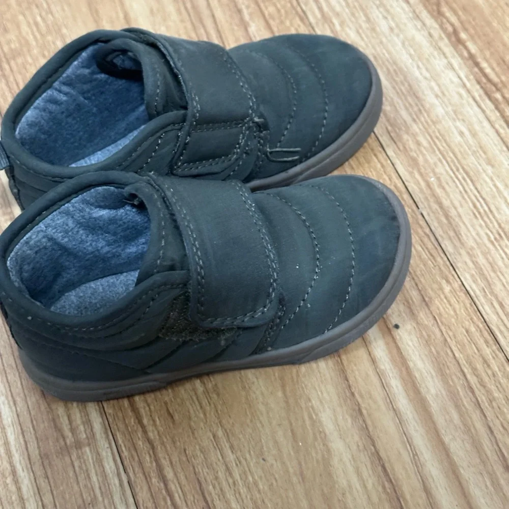 Kids Green Quilted Shoes